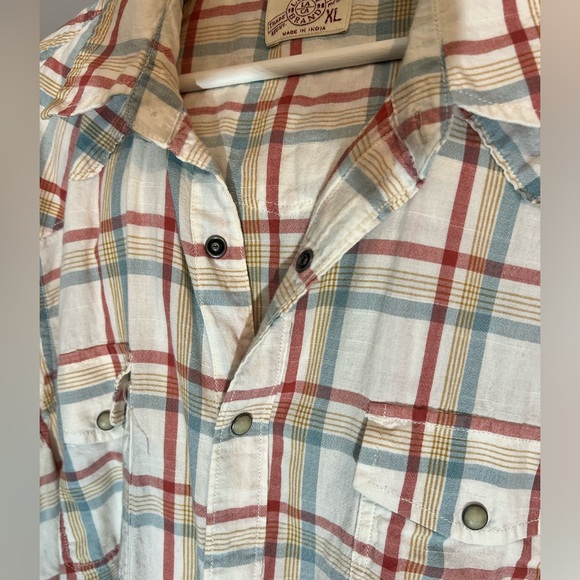 Lucky Brand Men’s Plaid Buttonup XL - Picture 3 of 4
